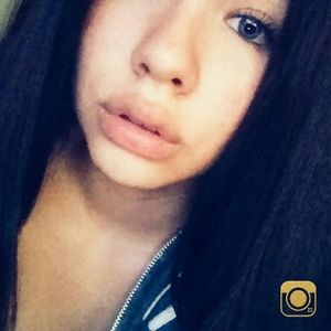 Meet your Posher, Raquel