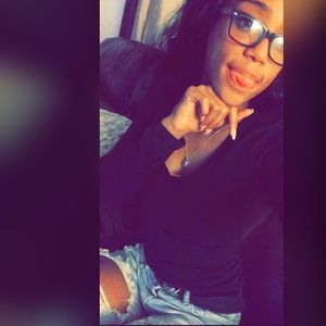 Meet your Posher, Bailey