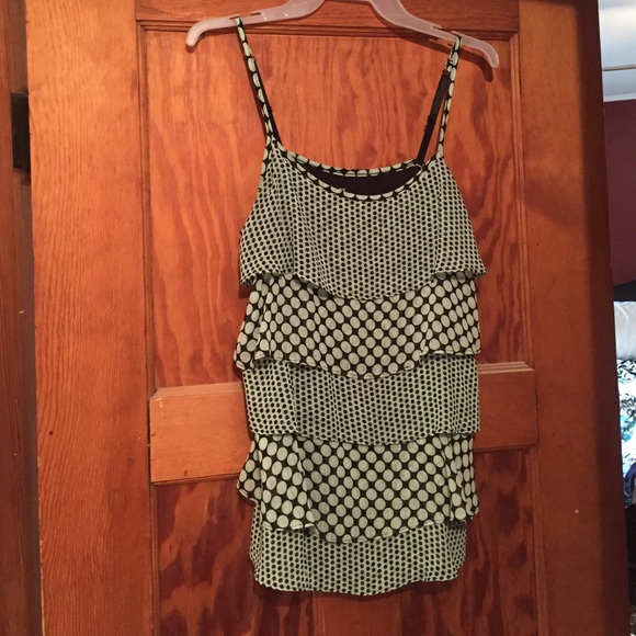 Flattering flowy tank size s NY and C - Picture 1 of 2