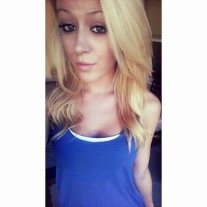 Meet your Posher, Kayla