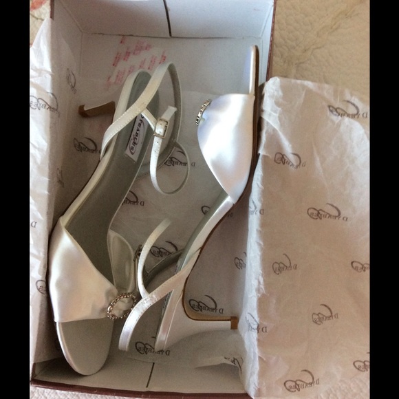 Dyeable Heels 11
