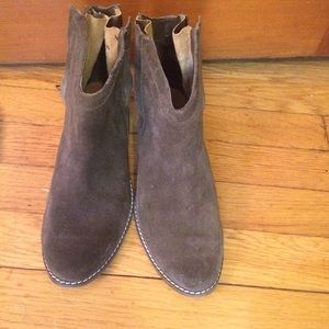 Dolce Vita Dela Bootie size 6 NWOT