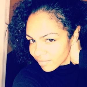 Meet your Posher, Kendra