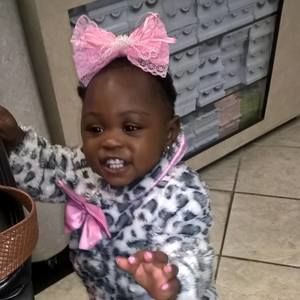 Meet your Posher, Candace