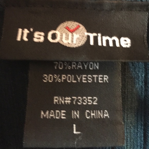 Green turtleneck - Picture 2 of 2