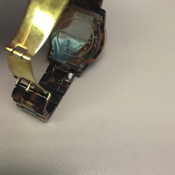 ‼️SOLD‼️Michael Kors watch - Picture 3 of 3