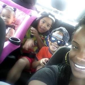 Meet your Posher, Whitney