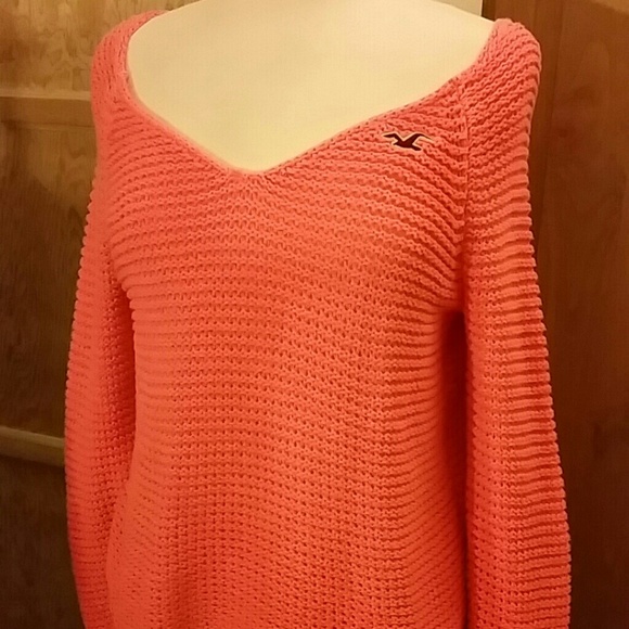 Hollister sweater