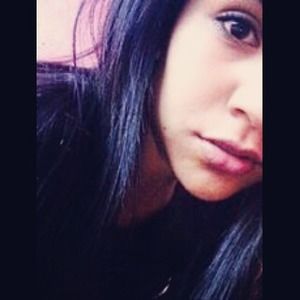 Meet your Posher, Yulemi