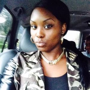 Meet your Posher, Lee