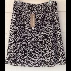 Jones of New York skirt new size 10