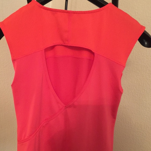 🎊REDUCED TO SALE🎉NWOT LUCY ACTIVEWEAR TOP - Picture 3 of 3