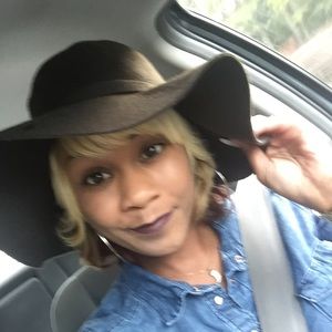 Meet your Posher, Micaela