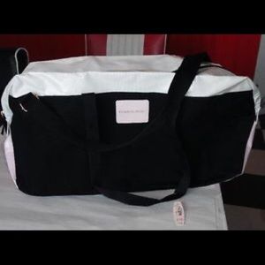 Victoria secret duffel