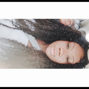 Meet your Posher, Tia