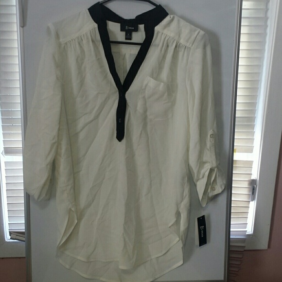 NEW Cream White Blouse - Picture 2 of 4