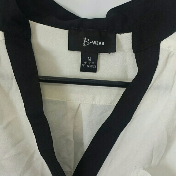 NEW Cream White Blouse - Picture 3 of 4