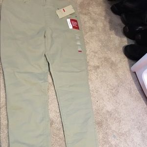 Levis pull on legging