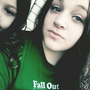 Meet your Posher, Kaitlyn