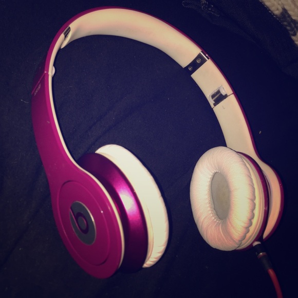 Pink Beats Solo headphones