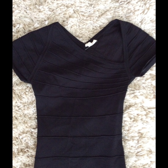 Black ribbed dress - Picture 2 of 4