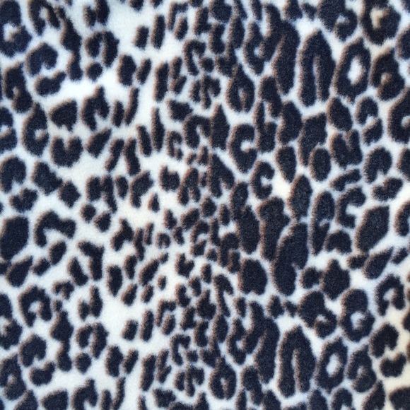 Bundle Sale, Hot Hot Leopard Fleece Hot Pants - Picture 2 of 7