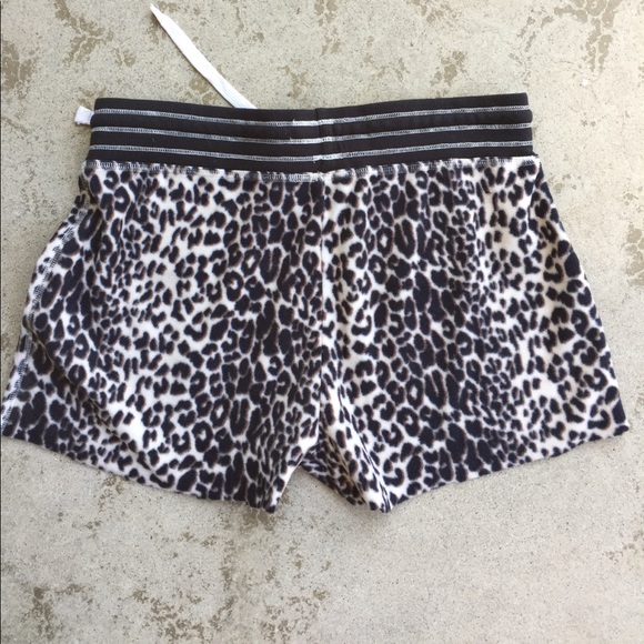 Bundle Sale, Hot Hot Leopard Fleece Hot Pants - Picture 7 of 7