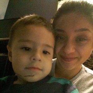 Meet your Posher, Rosas