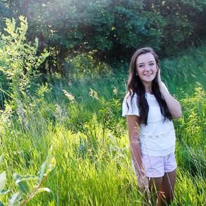 Meet your Posher, Hayley