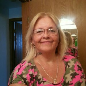 Meet your Posher, Gina