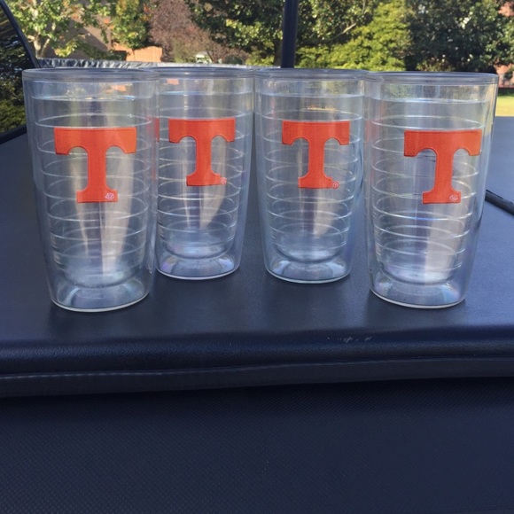 4 Tennessee tervis tumblers
