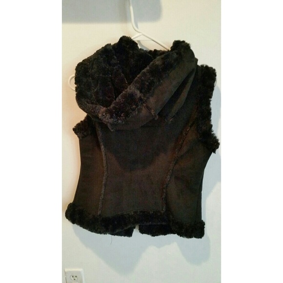 Sue vest - Picture 2 of 2