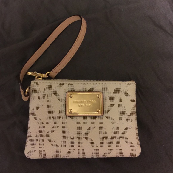 Michael Kors Jet Set small wristlet in vanilla
