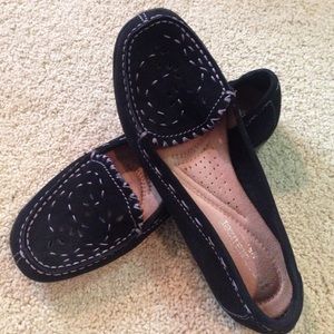 Naturalizer Leather loafer size 6.5 never worn!!