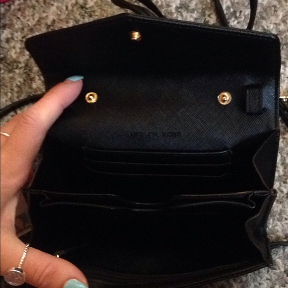 Michael Kors Wallet - Picture 3 of 3