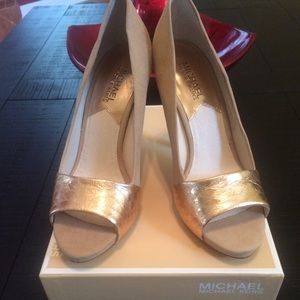 Michael Kors Open toe heel