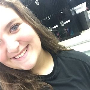 Meet your Posher, Elena