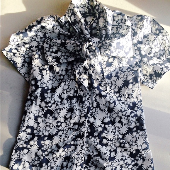 SOLD-Blue and White Floral Blouse - Picture 2 of 3
