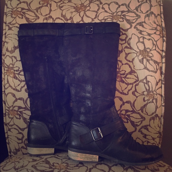 SOLD Chinese Laundry black riding boots