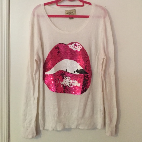 Wildfox Sweaters - Wildfox White Label Sequin Kiss Sweater