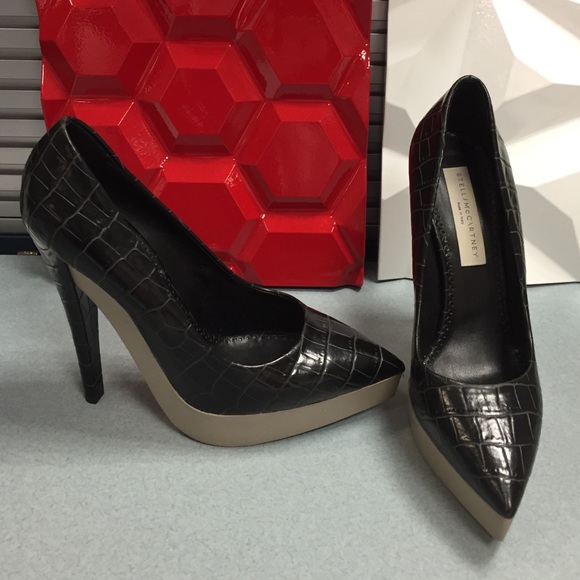 Stella McCartney croc-effect faux leather pumps. - Picture 3 of 3