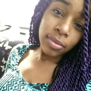 Meet your Posher, Ebony