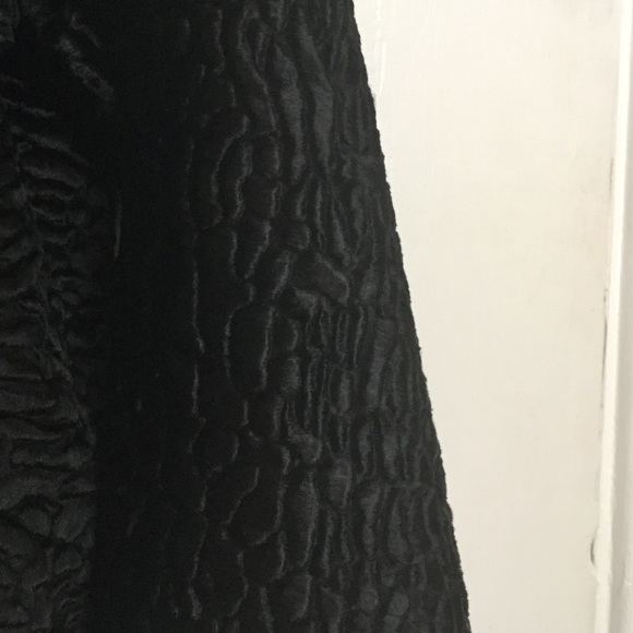 💄Rich Black Adriella Faux Fur Jacket💄 - Picture 4 of 4