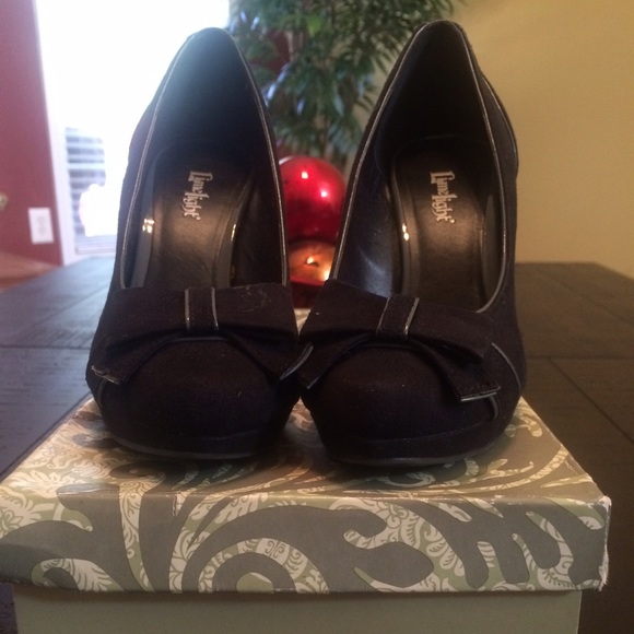 Black suede limelight heels