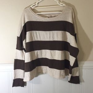 Oversized quicksilver sweatshirt