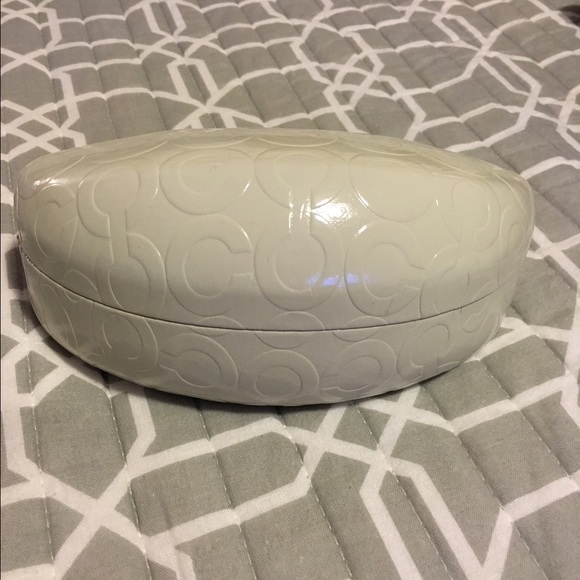 Coach ivory sunglasses case