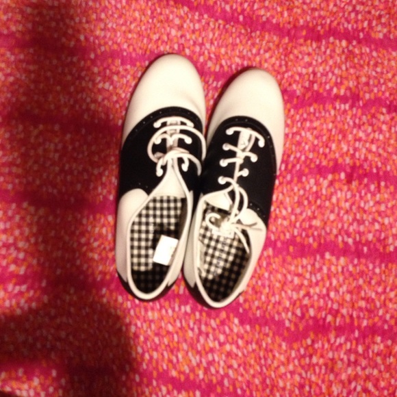 Oxford Shoes from Payless by Predictions