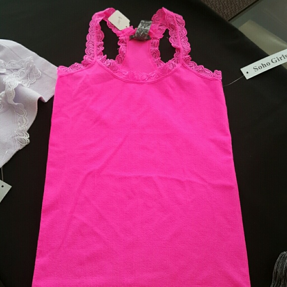 Top - Picture 2 of 3