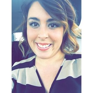 Meet your Posher, Stephanie