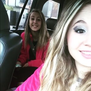 Meet your Posher, Monika